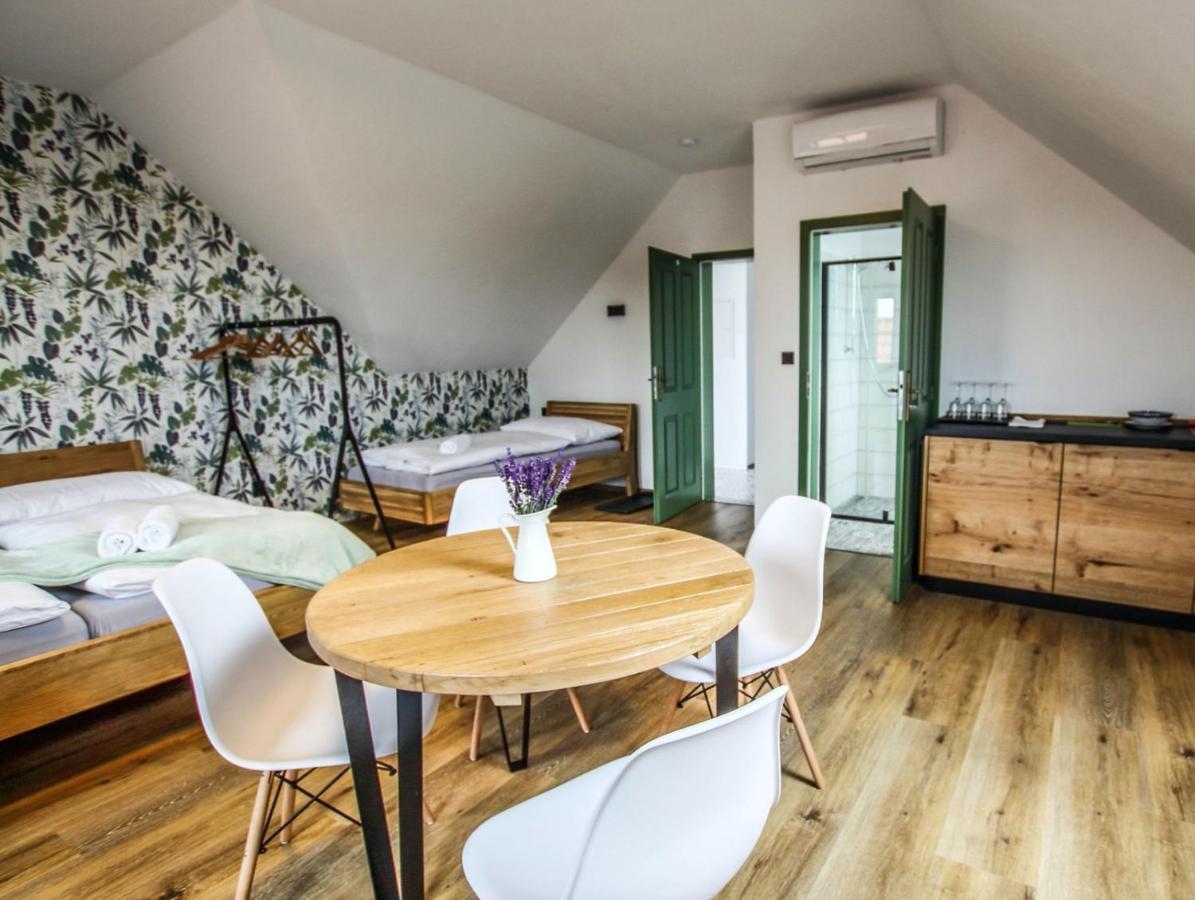 Penzion A Bistro Stary Kopec Znojmo Luaran gambar