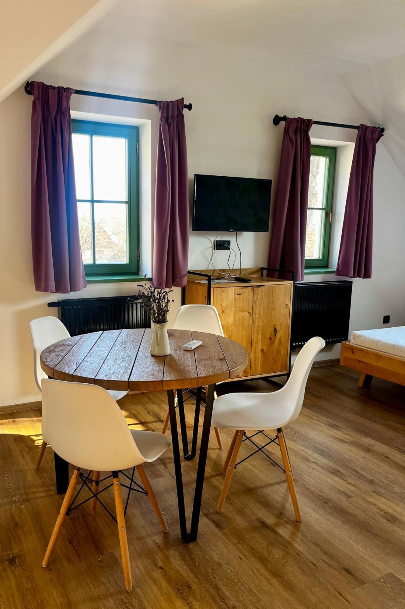 Penzion A Bistro Stary Kopec Znojmo Luaran gambar